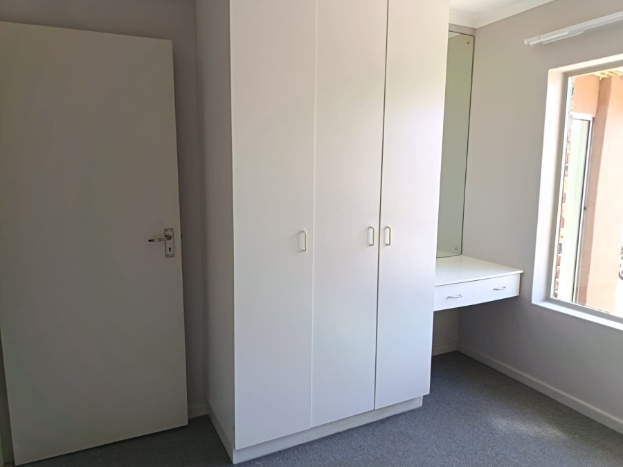 To Let 3 Bedroom Property for Rent in Jeffreys Bay Central Eastern Cape